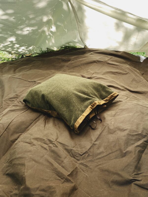 Oilskin NapSack - Image 4
