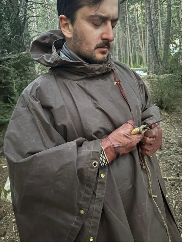 Brown Oilskin Poncho Shelter - Image 8
